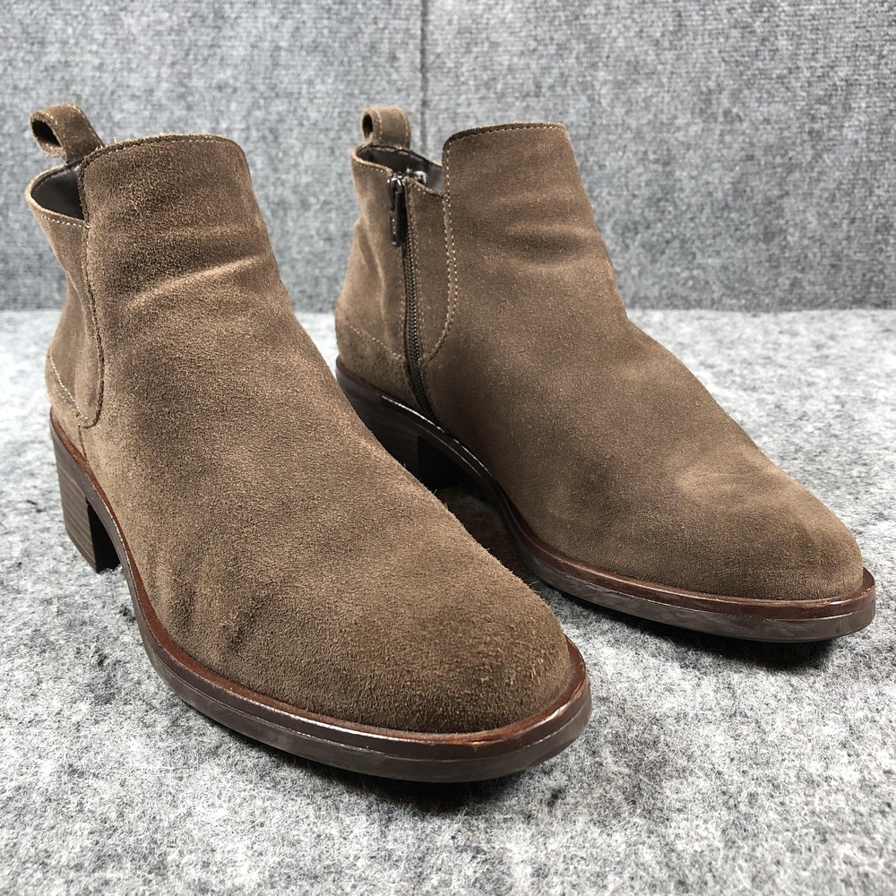 Clarks Boots Womens 9.5 M Suede Leather Side Zip Block Heel Ankle Booties